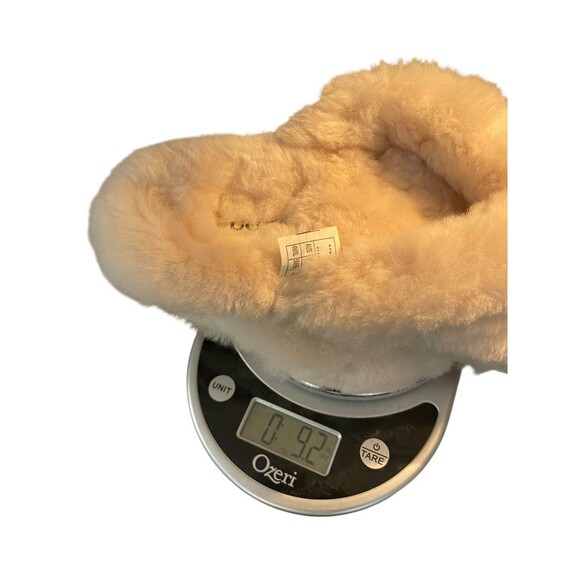 UGG Fluff Flip Flop Women's Size 5 Fuzzy Thong Slippers Slides Ivory Excellent - Picture 9 of 9